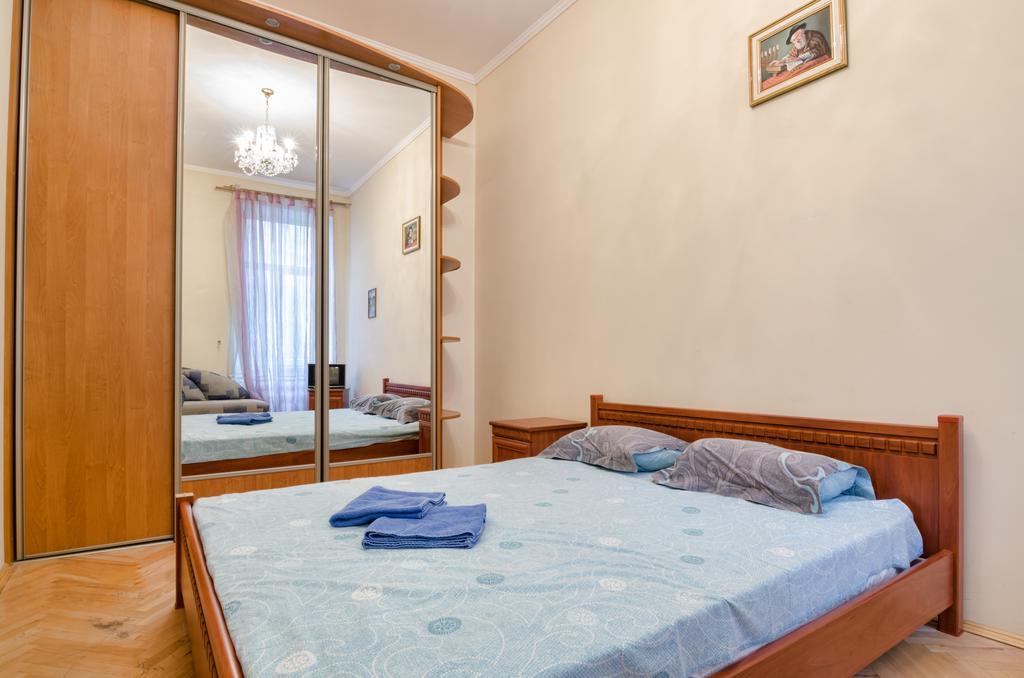 Leogrand Apartments Teodora 3 Lviv Exterior photo